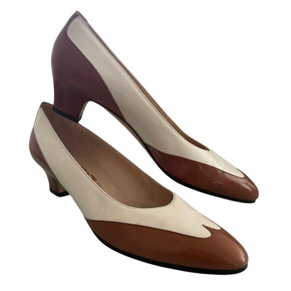 Salvatore Ferragamo Leather Retro 80s/90s Brown/White Pointed 1.75 Pump/Heel-8.5 - Picture 1 of 7